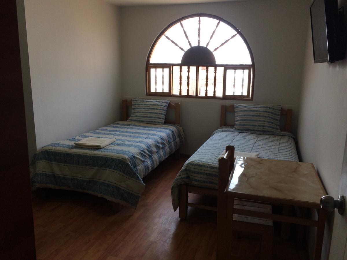 Hospedaje De Los Reyes Huarmey Buitenkant foto
